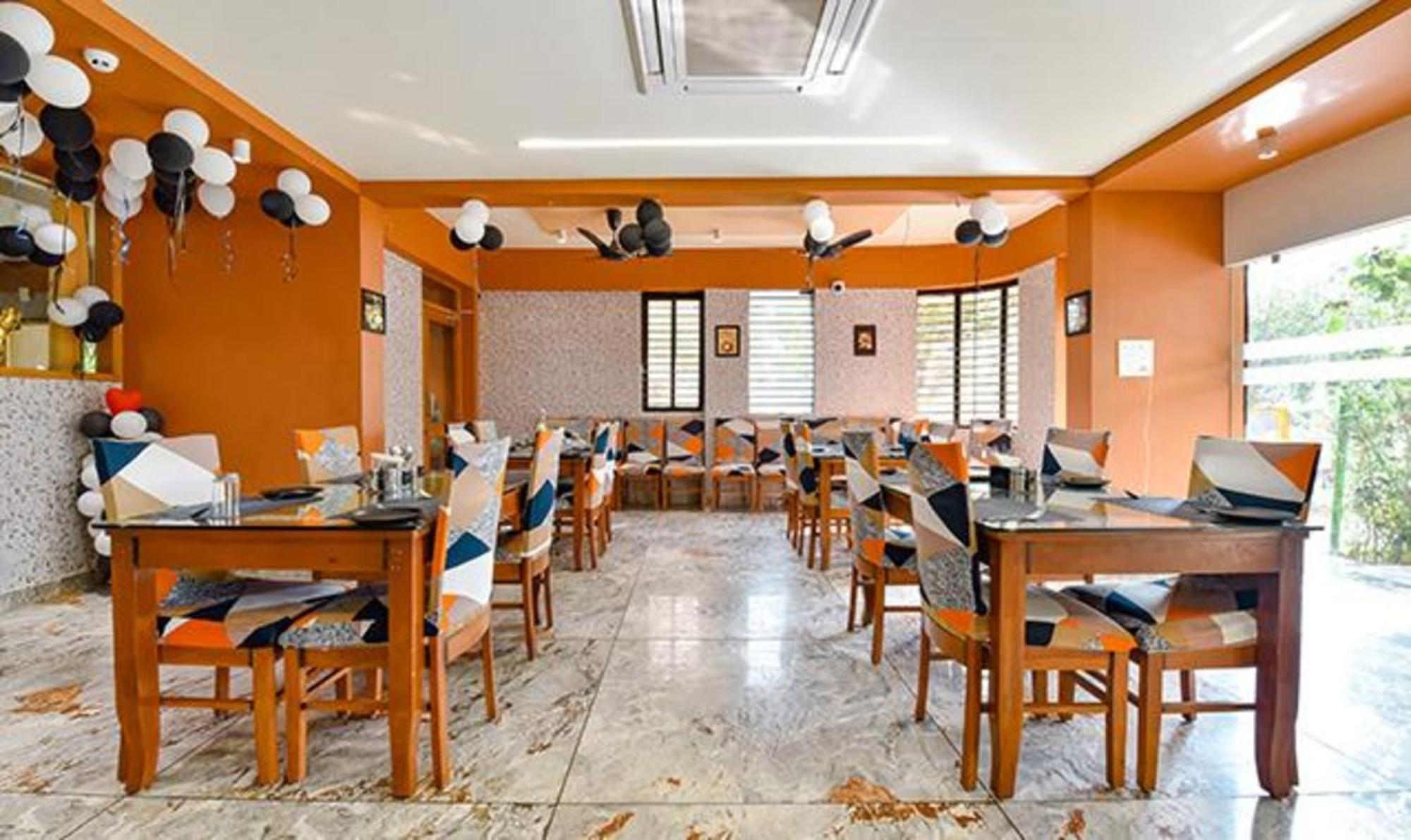 Fabhotel Siddharth Corporate - Vavol, Gandhinagar Exterior foto